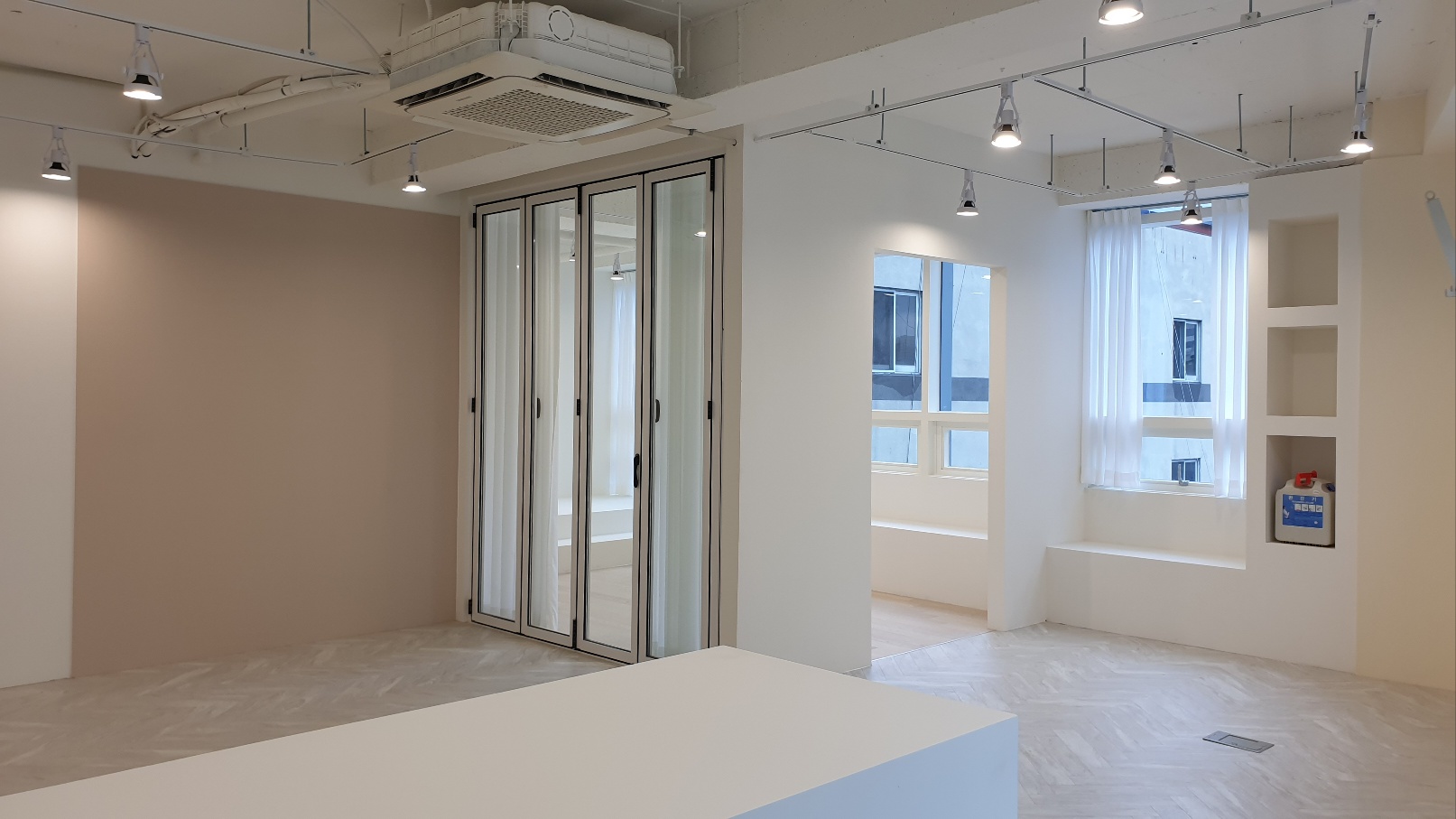 장안동 쇼핑몰 스튜디오 gallery 5