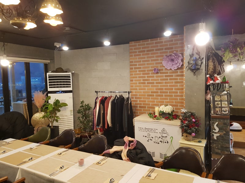 세종특별시 세종시 연서면 신대리 고복저수지에 위치한 힐링카페 루하임 인테리어 detail 3